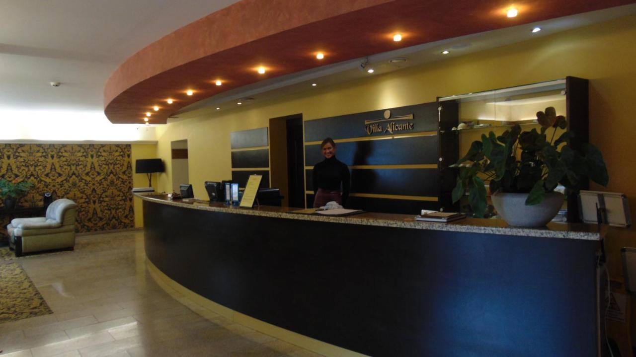 Villa Alicante & Spa Zujunai Exterior photo
